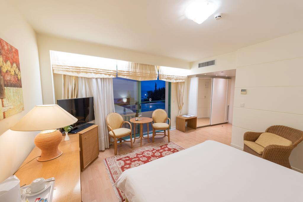 Poseidon Palace Kamínia Exterior photo