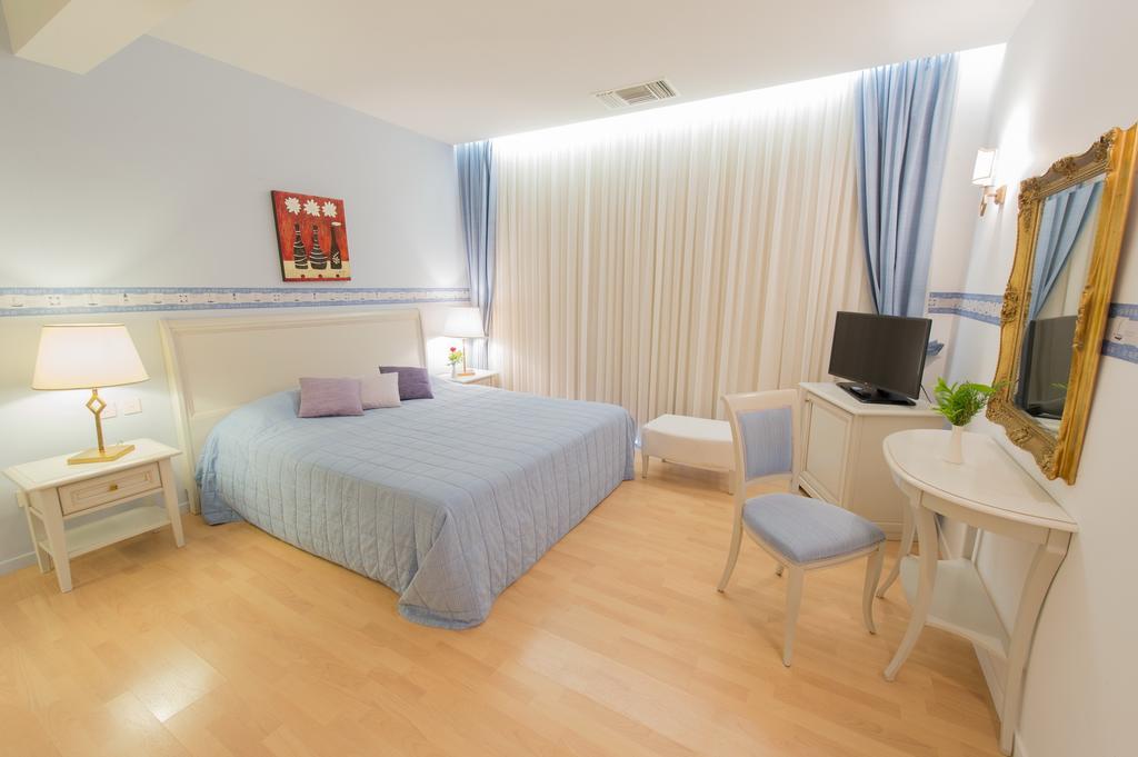 Poseidon Palace Kamínia Exterior photo