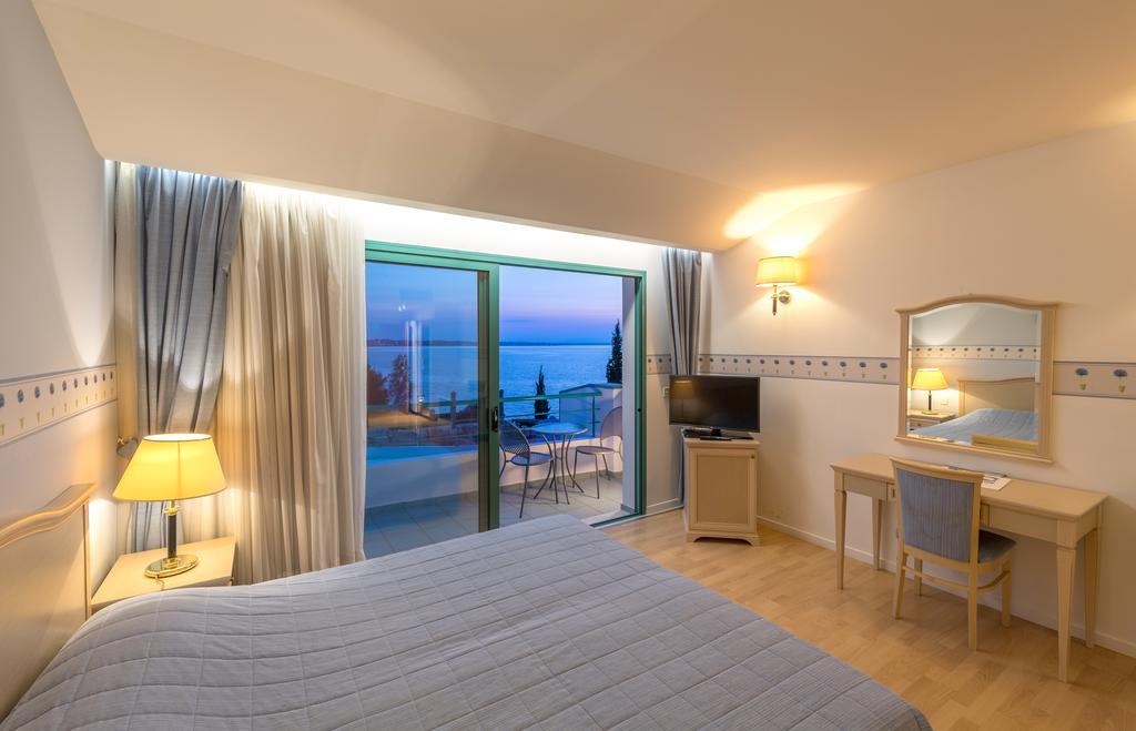 Poseidon Palace Kamínia Exterior photo